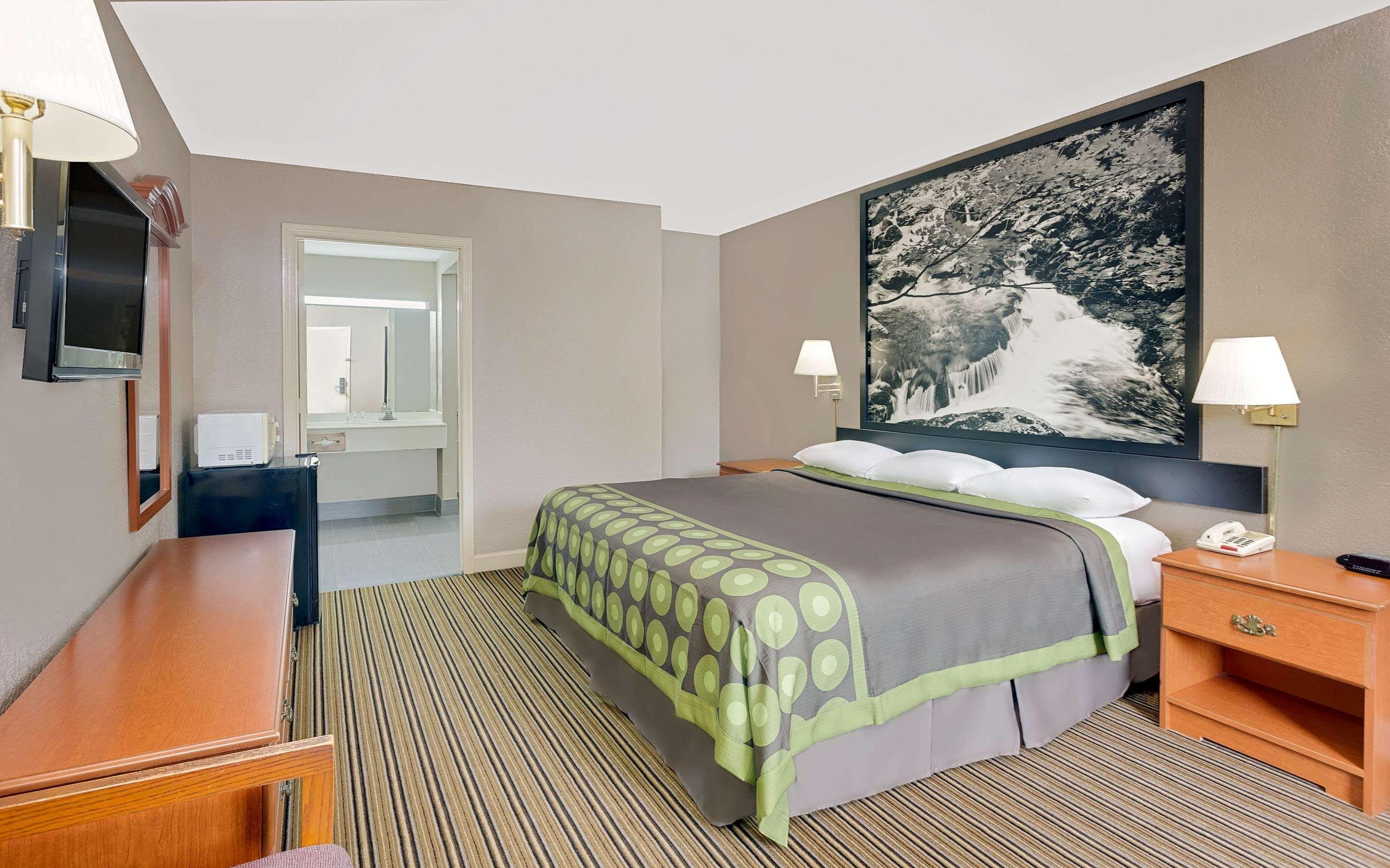 Super 8 By Wyndham Athens Exterior foto